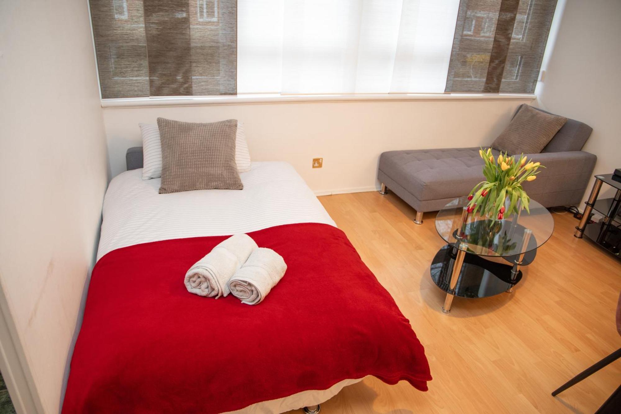 Bright And Spacious One Bedroom Apparment, Free Parking Londýn Exteriér fotografie
